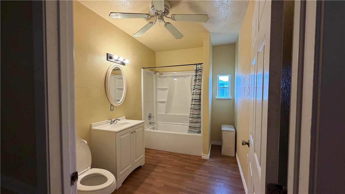 515 Harmon St Property Photo 13