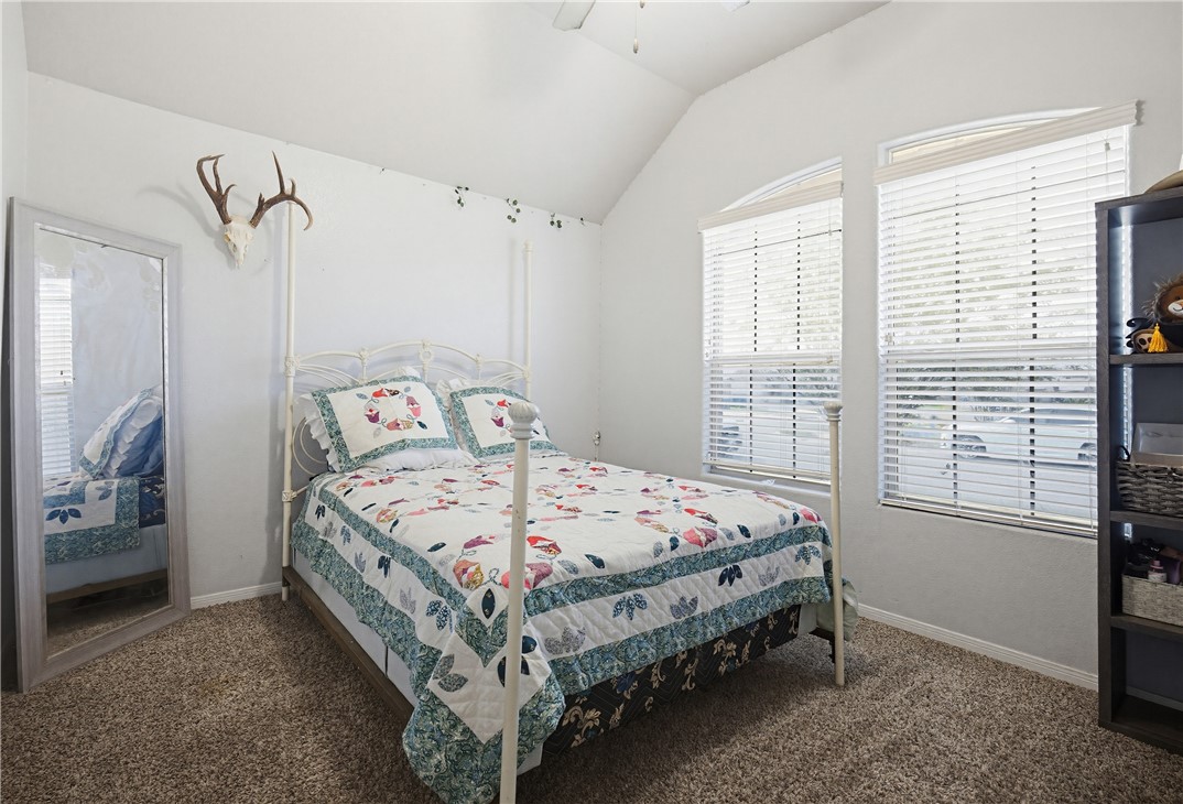 2129 Escondido Property Photo 18