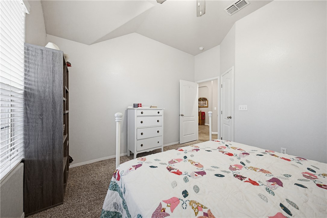 2129 Escondido Property Photo 19