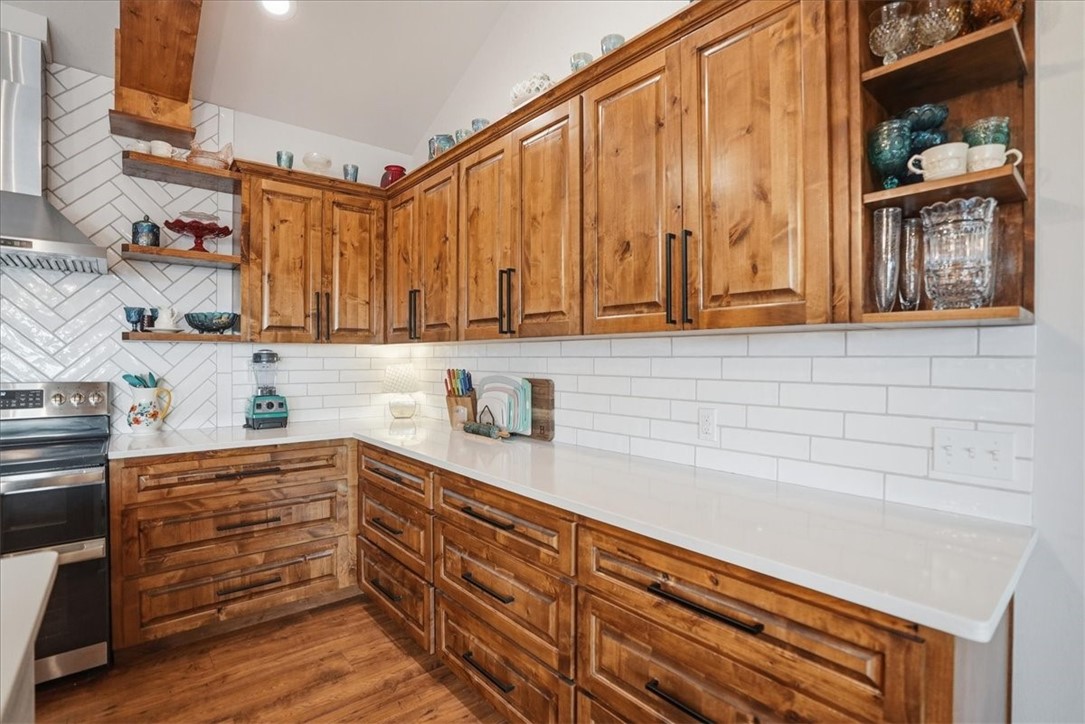642 Nakishwana Property Photo 13