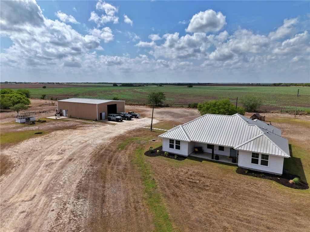 229 County Road 353 N Property Photo 1