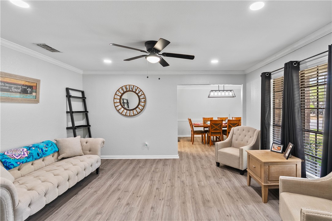 5326 Stonemill Property Photo 3