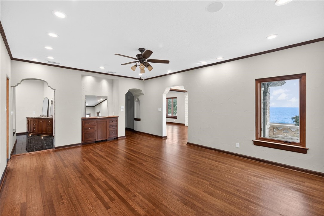 2717 Ocean Dr Property Photo 24