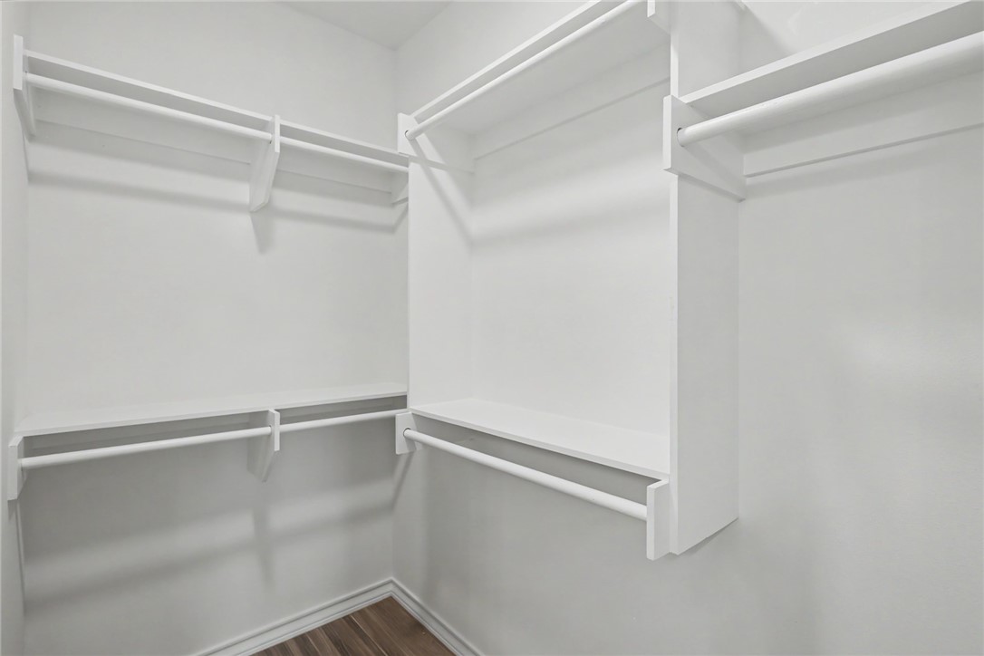 6849 La Salle Dr Property Photo 10