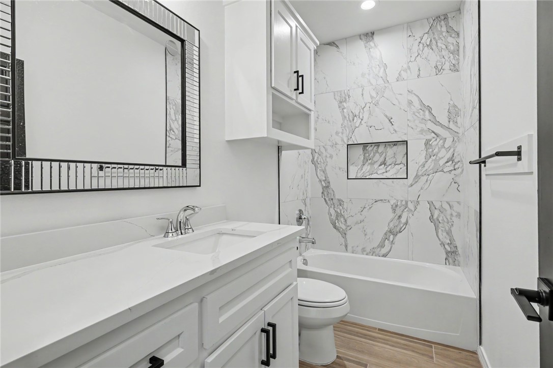 6849 La Salle Dr Property Photo 22