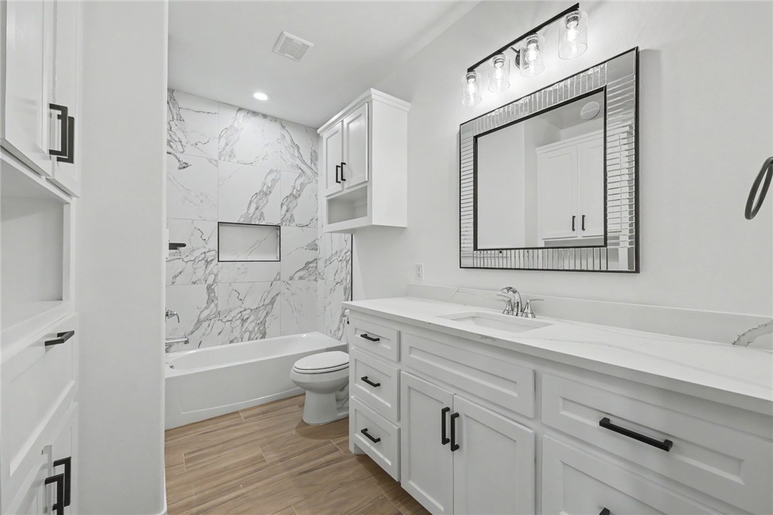 6849 La Salle Dr Property Photo 31