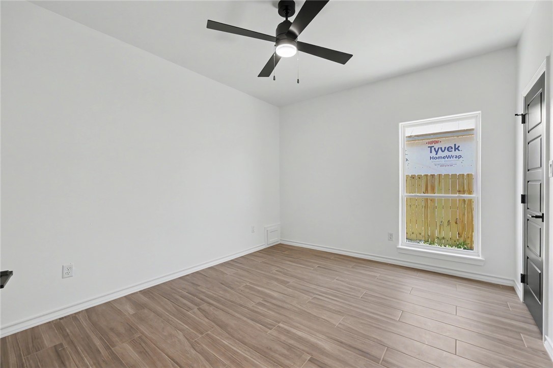 6849 La Salle Dr Property Photo 33