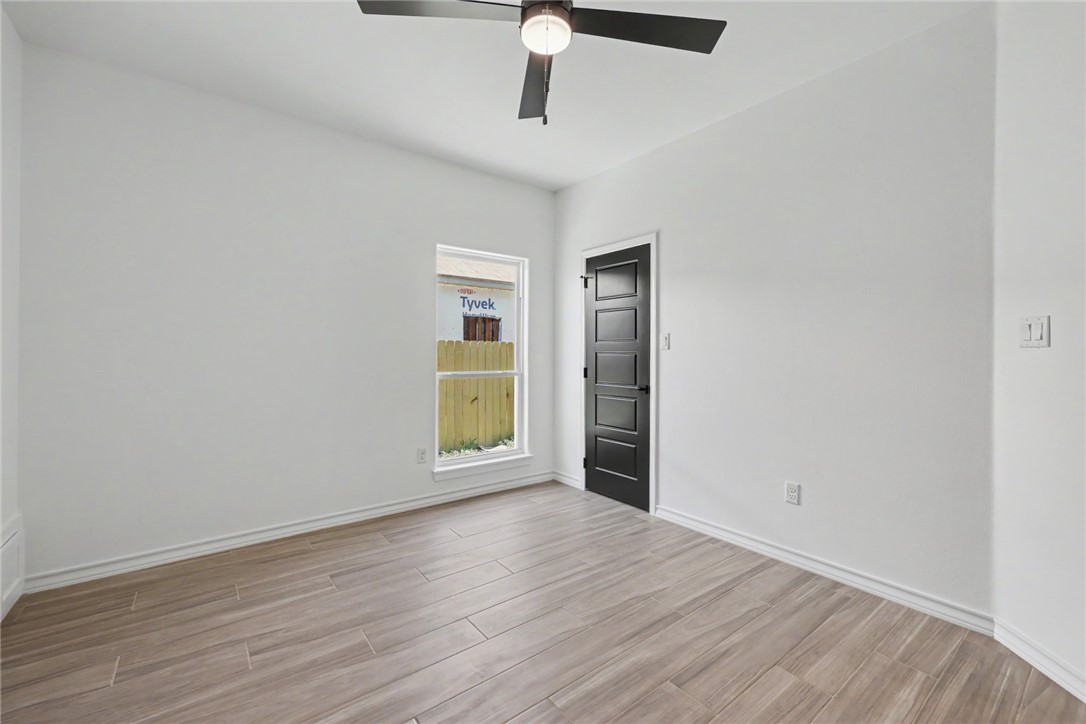6849 La Salle Dr Property Photo 34
