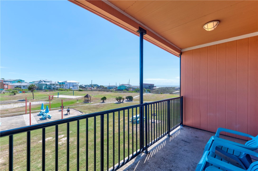 700 Island Retreat 32 Property Photo 24