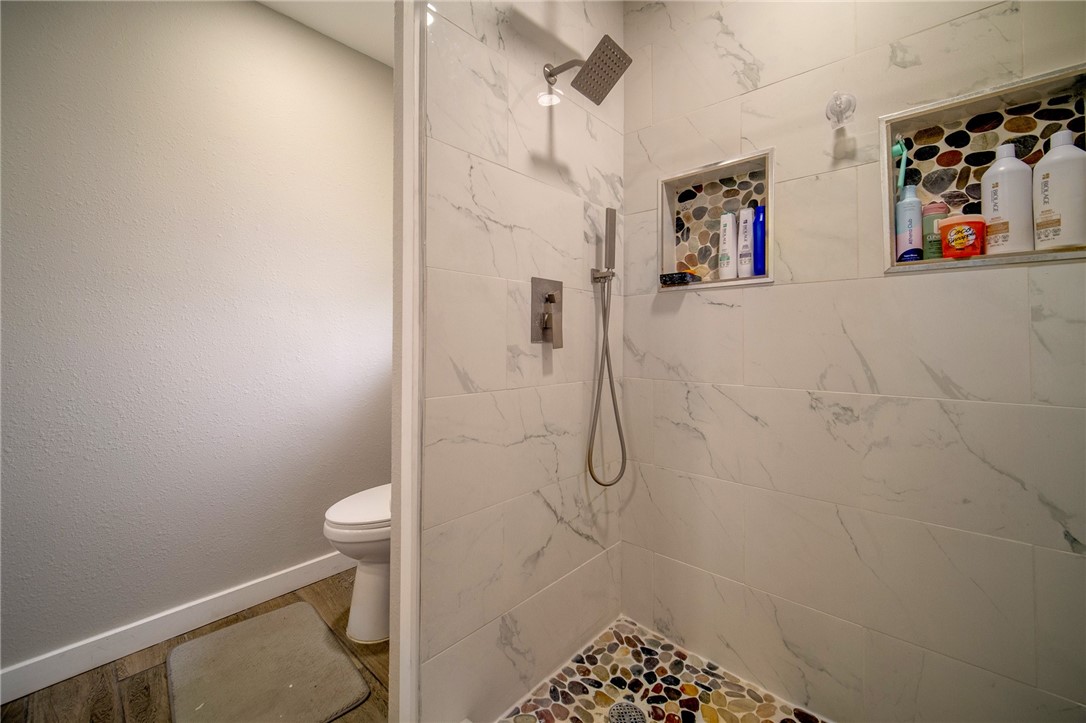 4305 Lavaca River Ct Property Photo 18