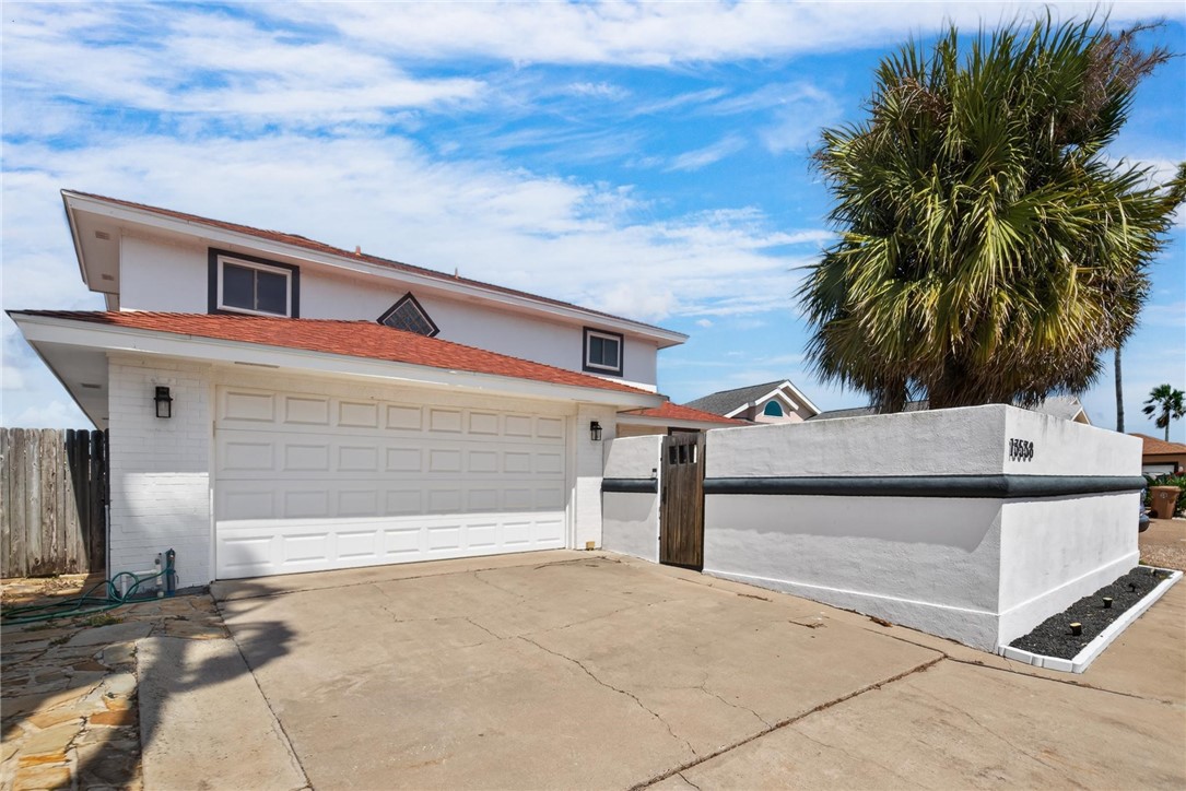 13538 King Phillip Ct Property Photo 2