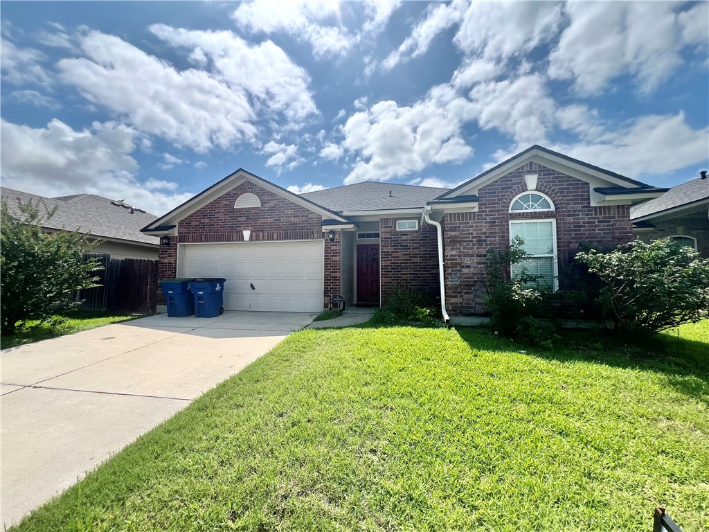 1135 Imperial St Property Photo 2
