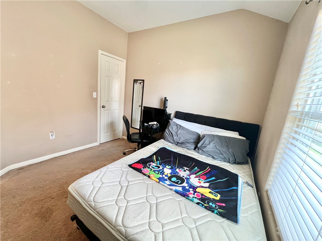 1135 Imperial St Property Photo 23