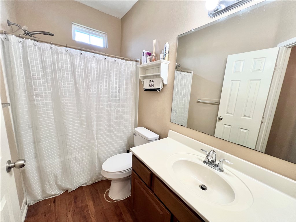 1135 Imperial St Property Photo 25