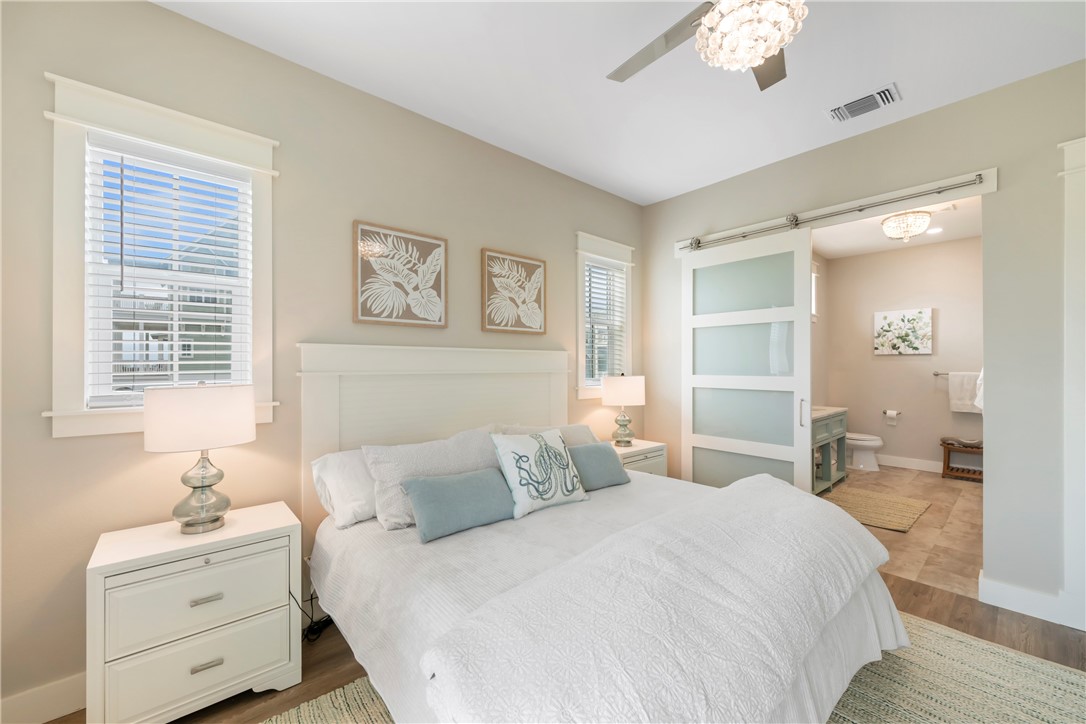 104 Sea Rocket Lane Property Photo 13