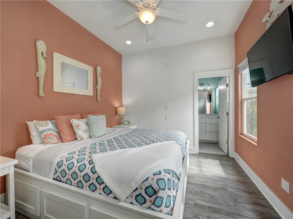 603 Sea Breeze Lane Property Photo 14