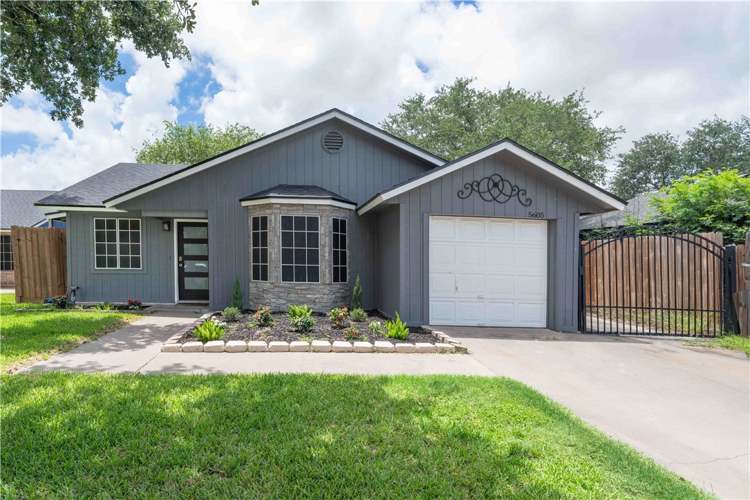474631 Property Photo 1