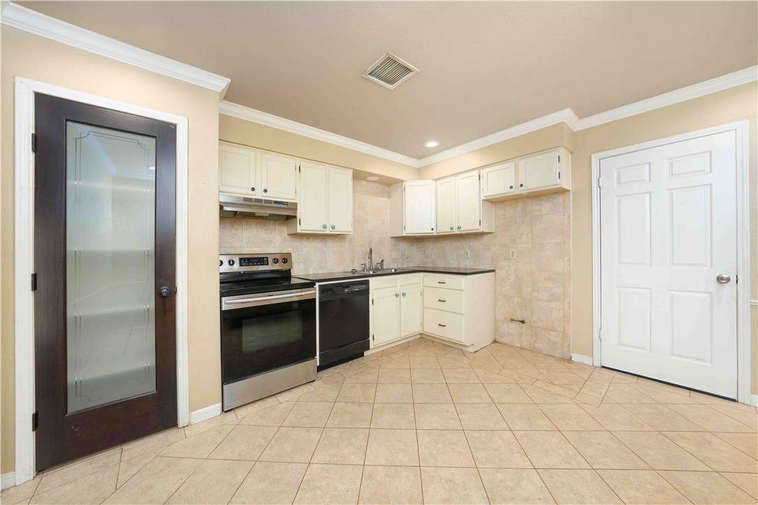 474631 Property Photo 7