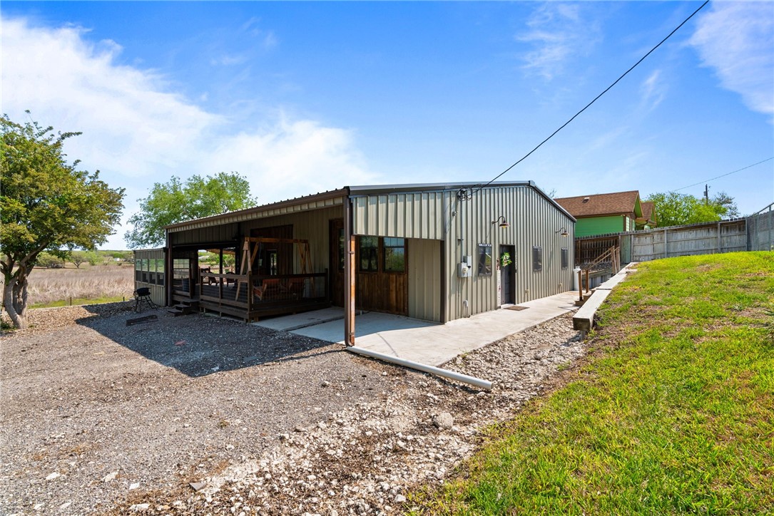 168 Cenesia Property Photo 6