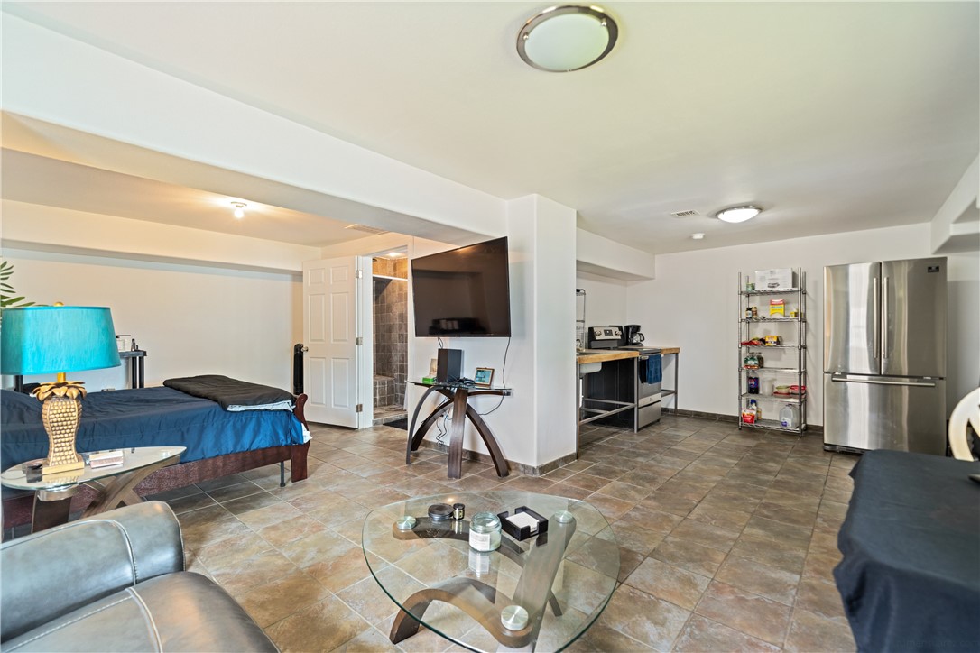 1210 Sea Secret St Property Photo 25