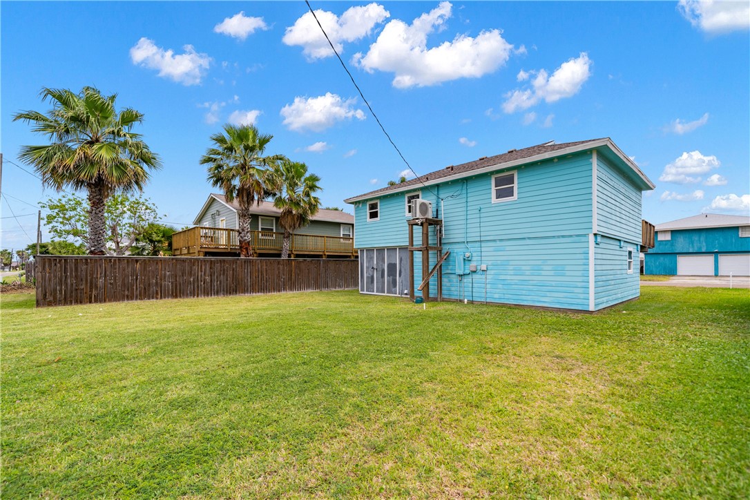 1210 Sea Secret St Property Photo 33
