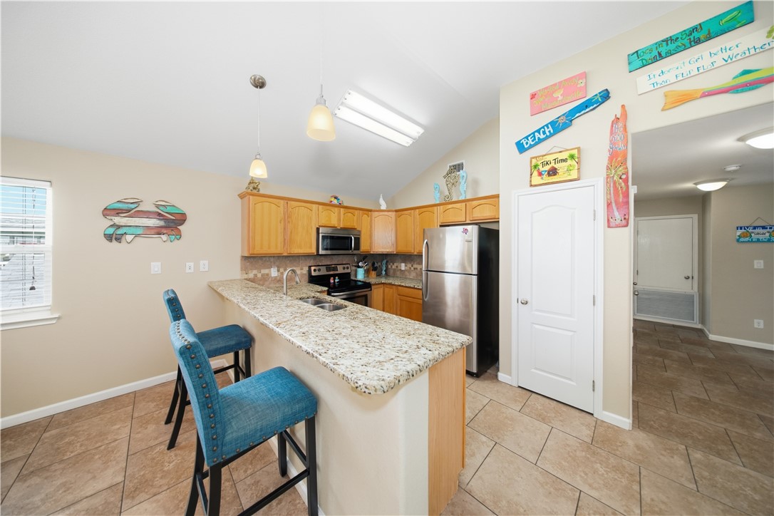 415 Spencers Landing Property Photo 13