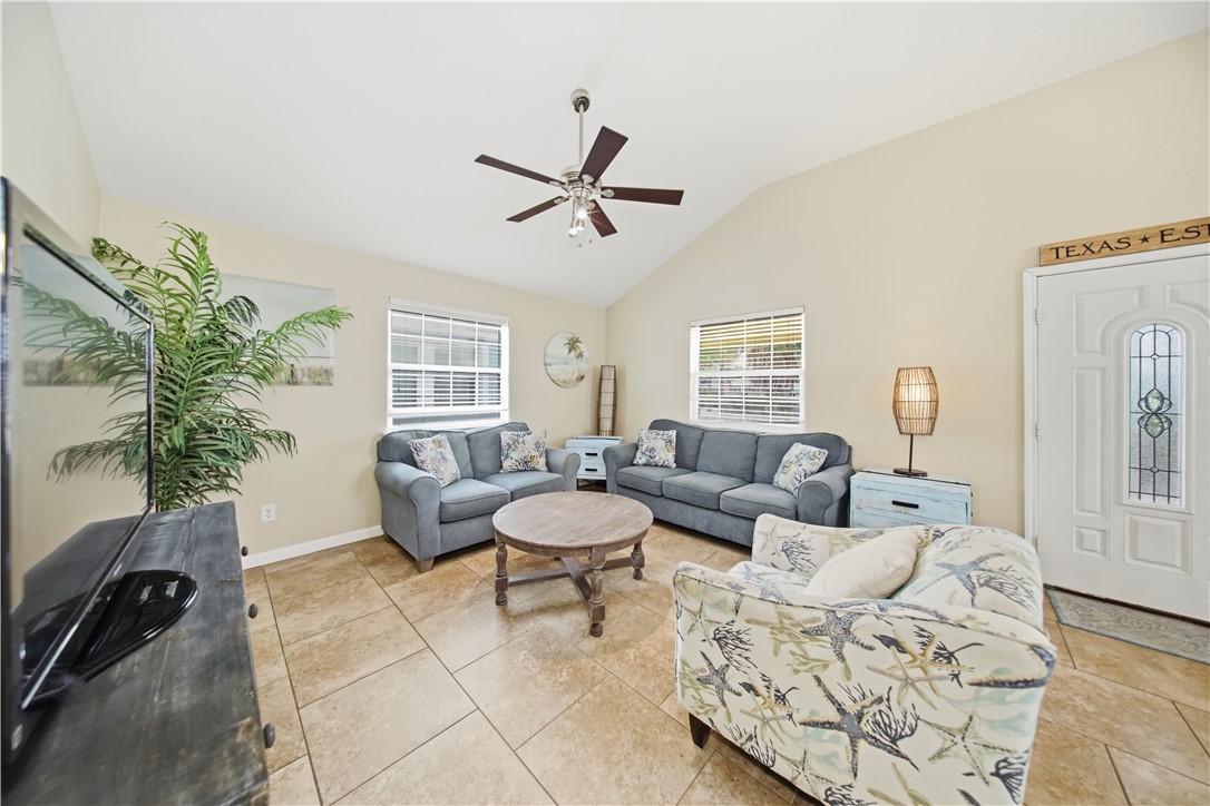 415 Spencers Landing Property Photo 14