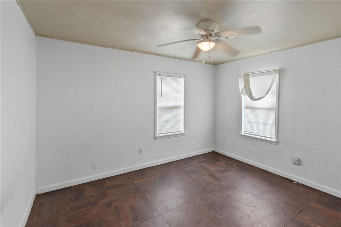 539 W Nelson Ave Property Photo 5