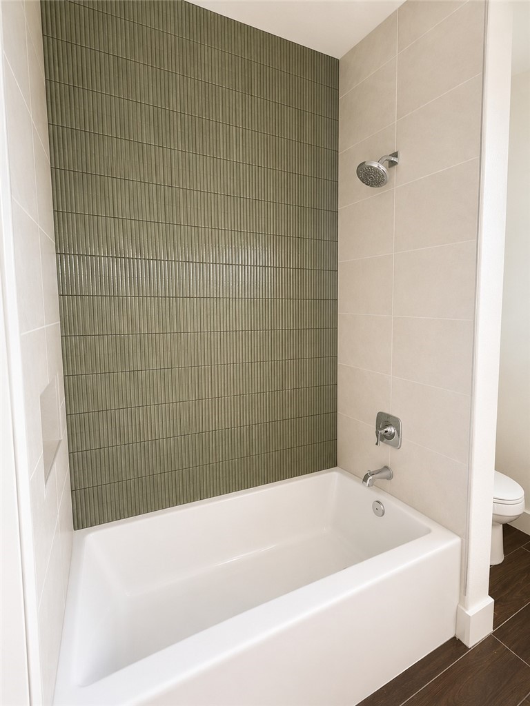 1442 Chloe Cay St. Property Photo 16