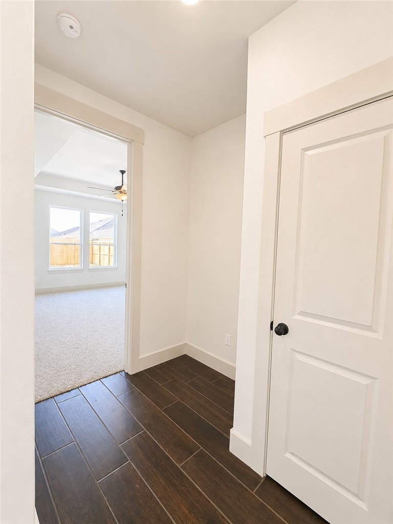 1442 Chloe Cay St. Property Photo 18