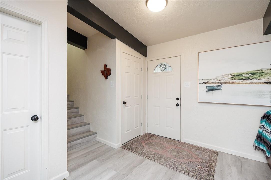 11102 Birdwood Property Photo 4