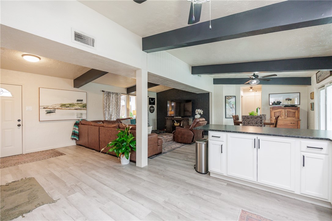 11102 Birdwood Property Photo 10