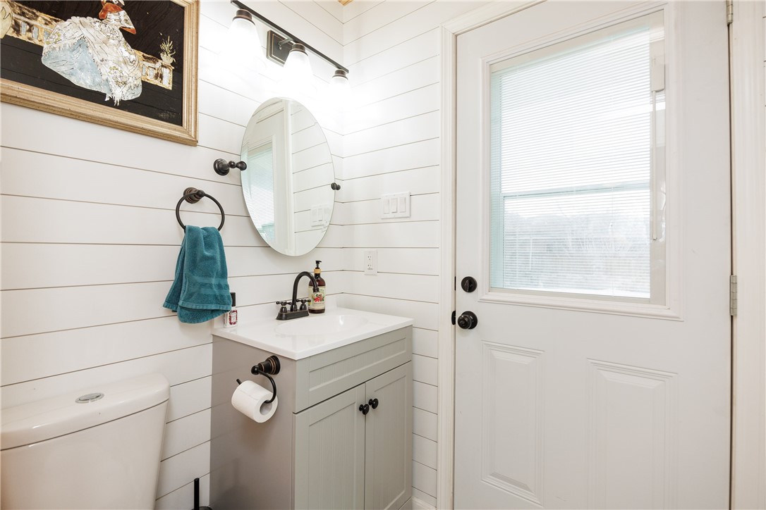 11102 Birdwood Property Photo 18