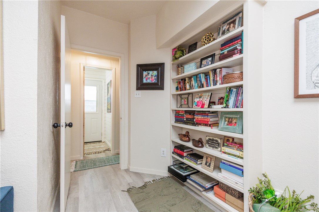 11102 Birdwood Property Photo 19