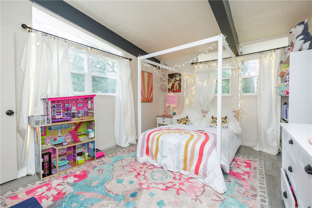 11102 Birdwood Property Photo 28