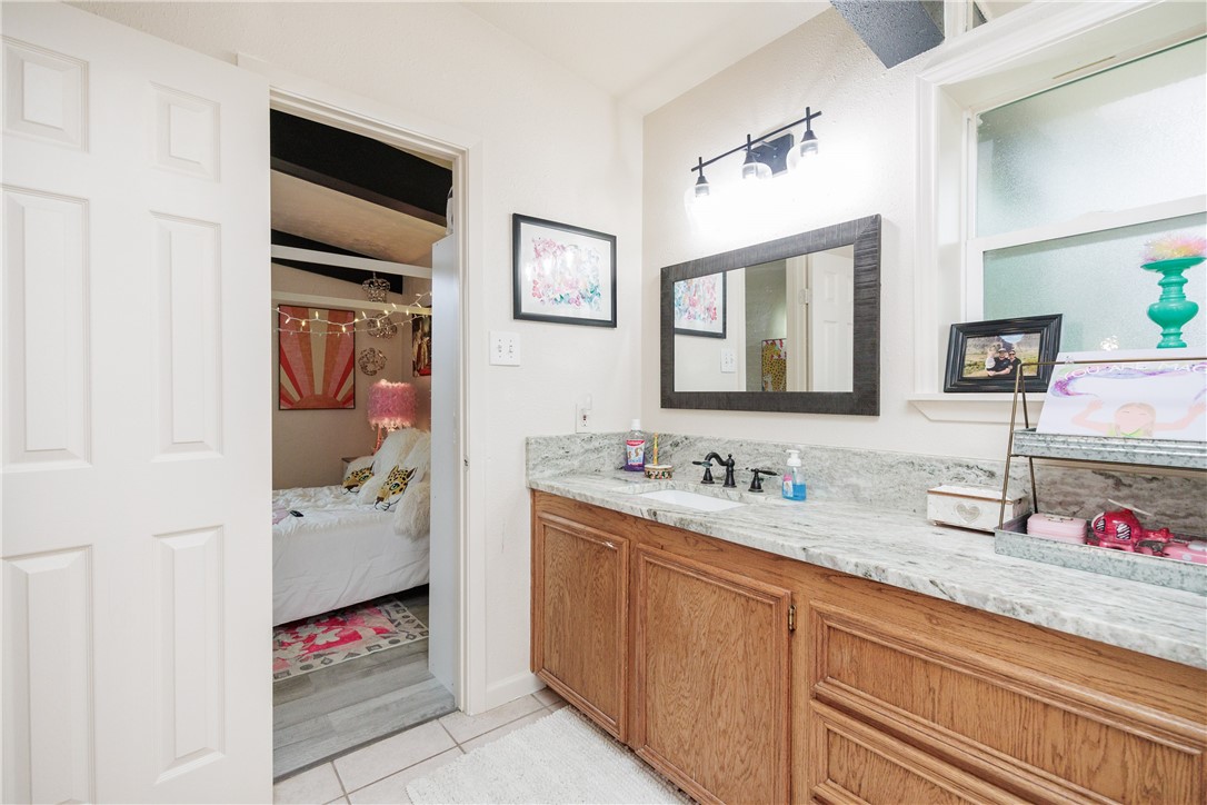 11102 Birdwood Property Photo 30