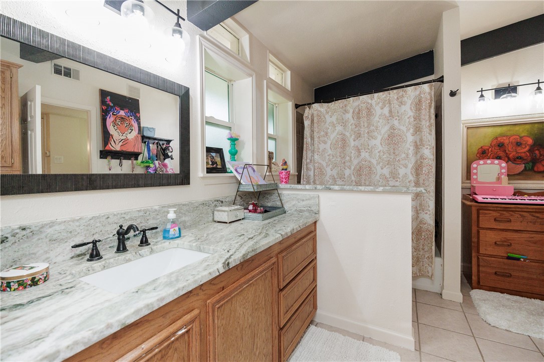 11102 Birdwood Property Photo 31