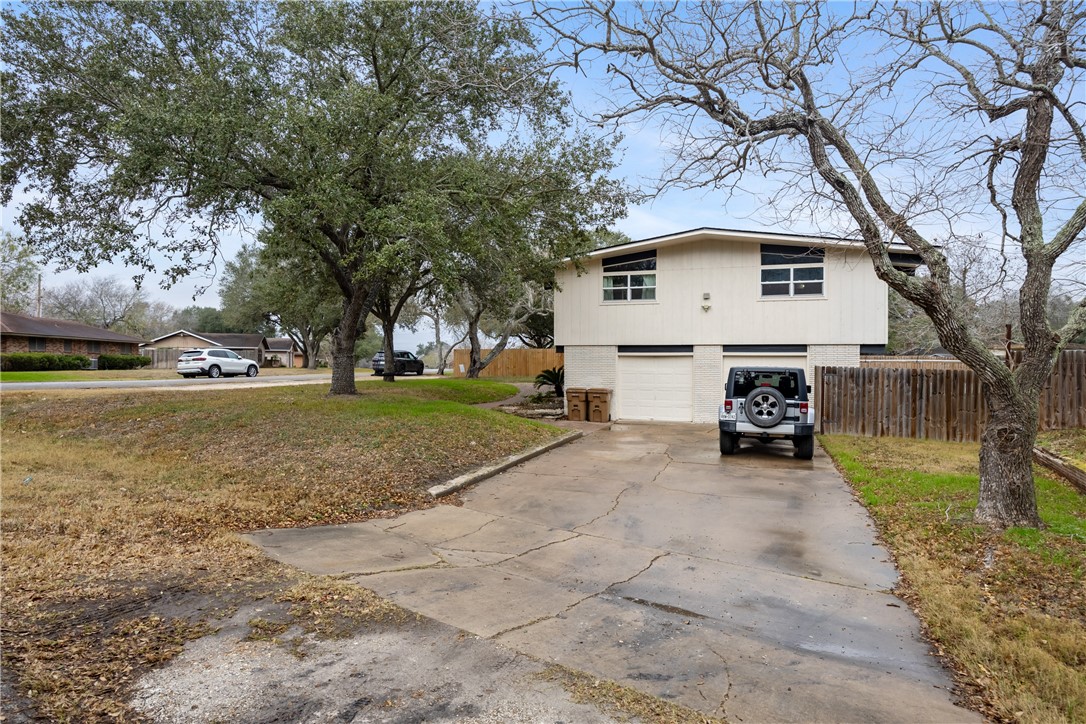 11102 Birdwood Property Photo 40