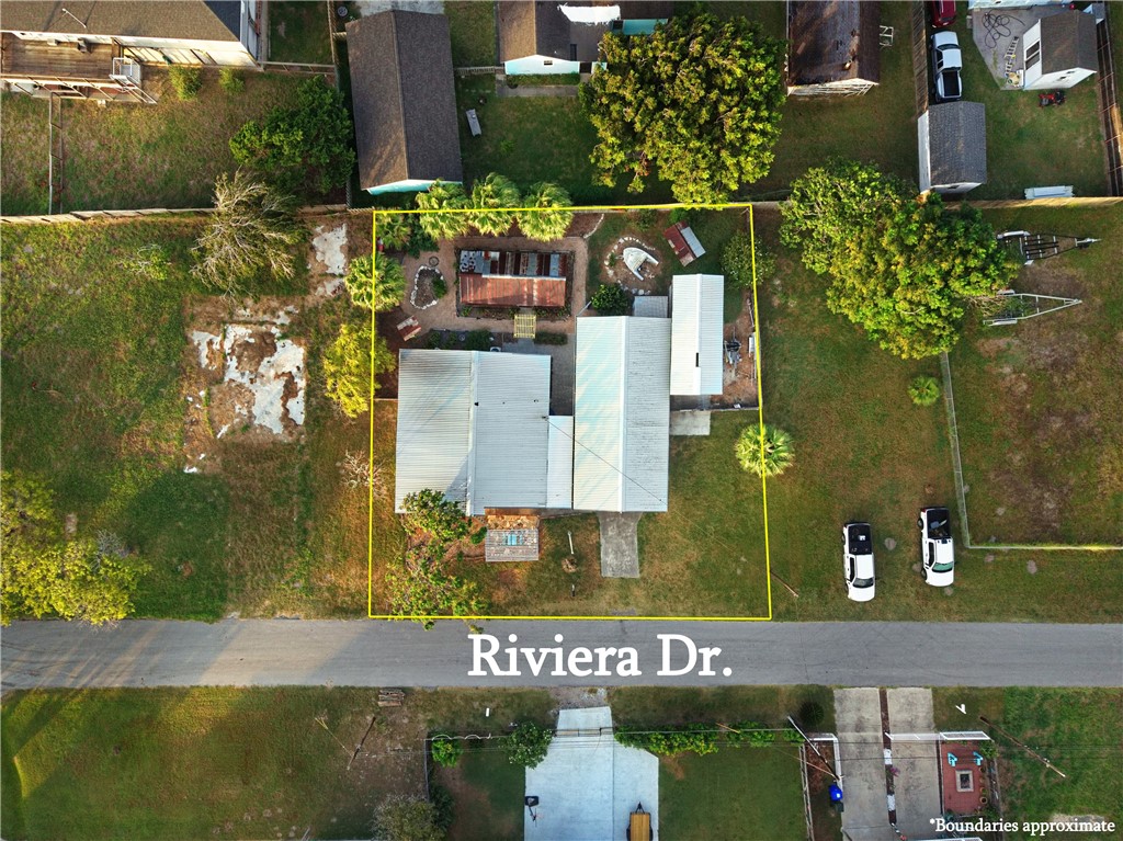 113 Riviera Dr Property Photo 3