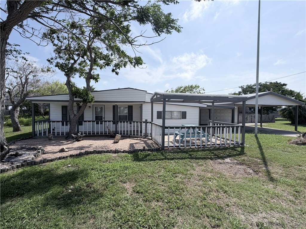 113 Riviera Dr Property Photo 4