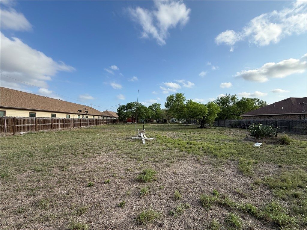 227 1/2 W Corral Ave Property Photo 11