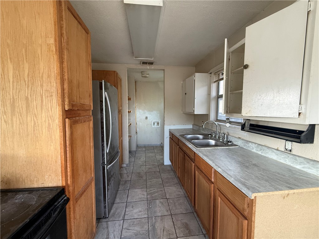 227 1/2 W Corral Ave Property Photo 26