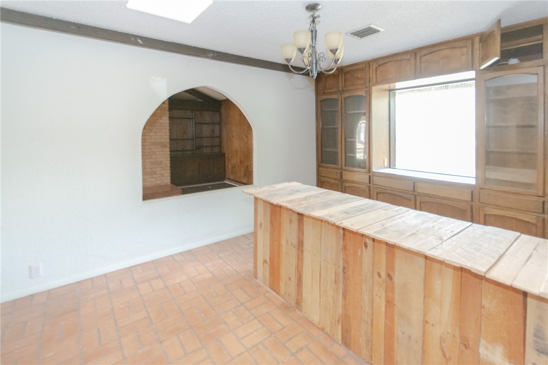 743 Retama Ave Property Photo 8