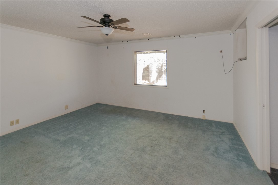 743 Retama Ave Property Photo 14