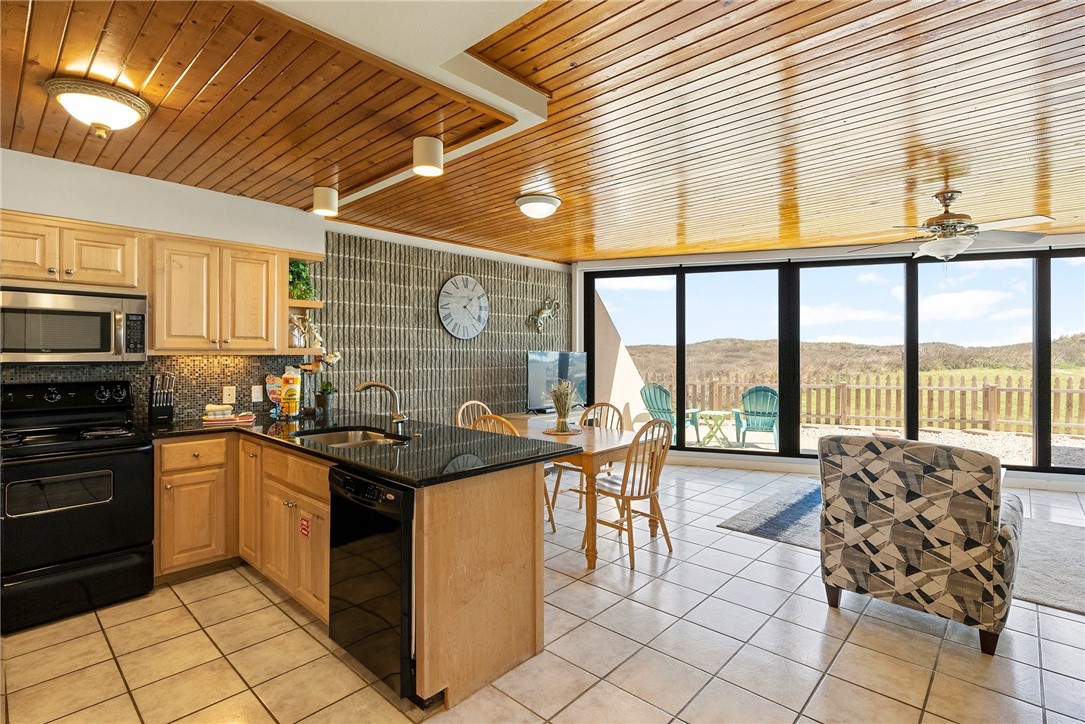 7477 State Highway 361 104 Property Photo 8
