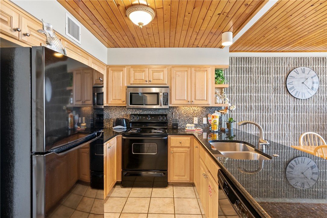 7477 State Highway 361 104 Property Photo 9