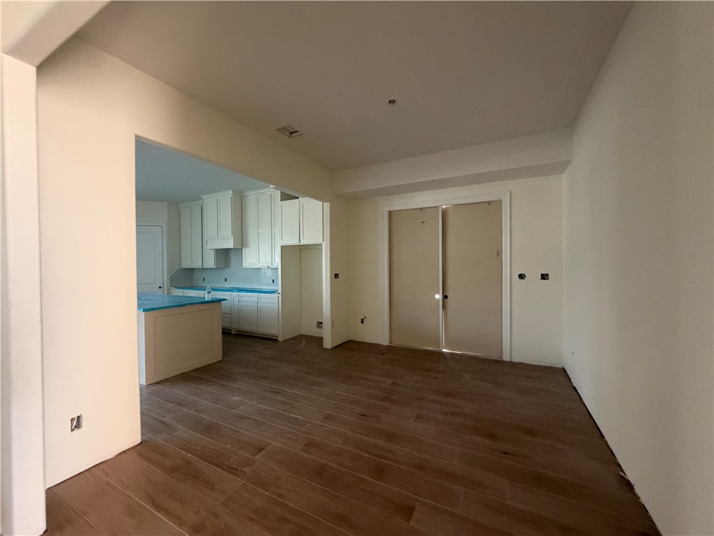 4214 Fold Lane Property Photo 4