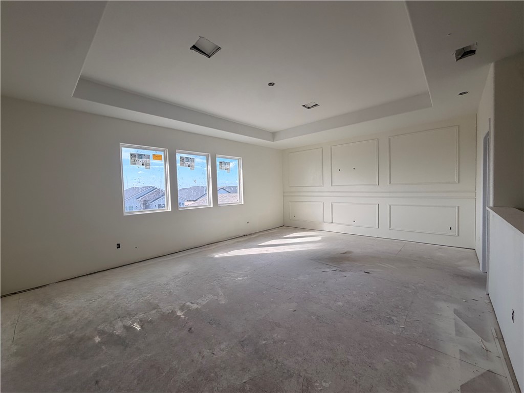 4214 Fold Lane Property Photo 9
