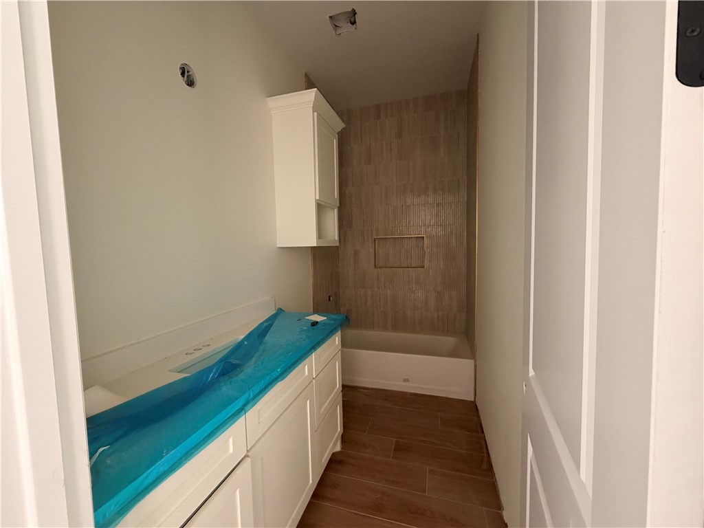 4214 Fold Lane Property Photo 12