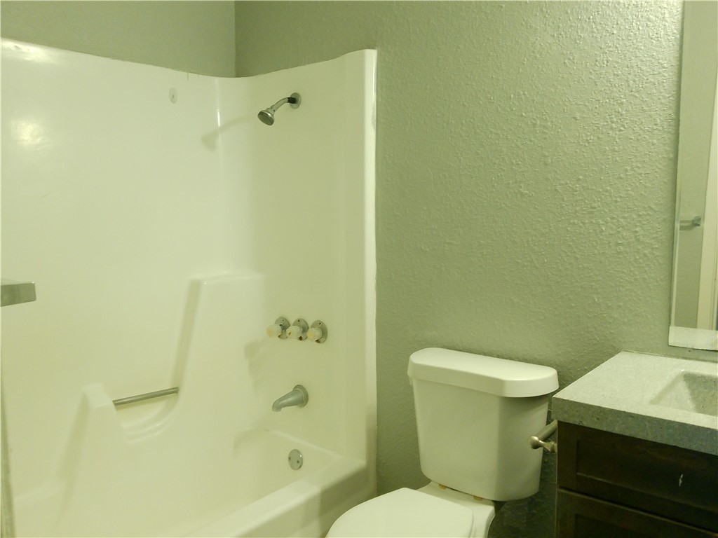 2026 Waldron 210 Property Photo 7